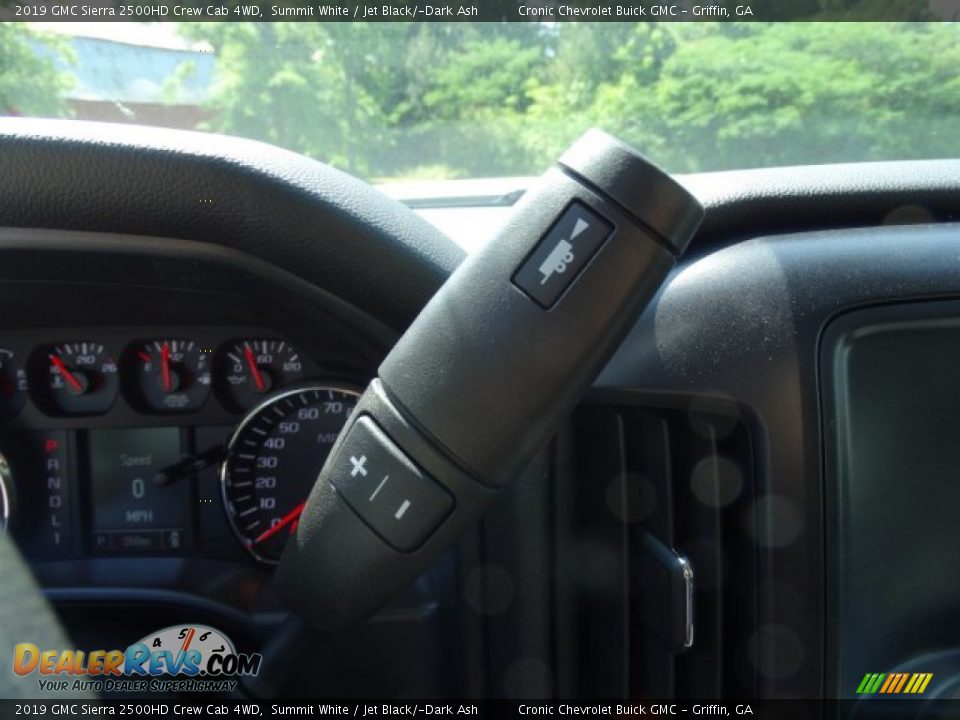 2019 GMC Sierra 2500HD Crew Cab 4WD Shifter Photo #19