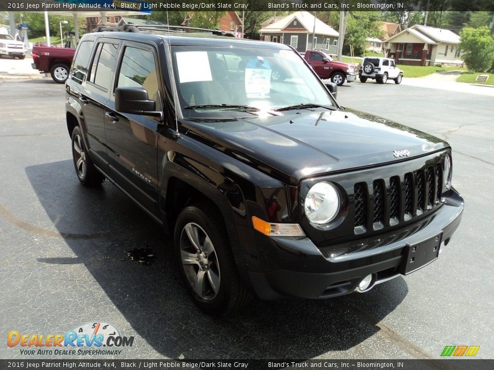 2016 Jeep Patriot High Altitude 4x4 Black / Light Pebble Beige/Dark Slate Gray Photo #5