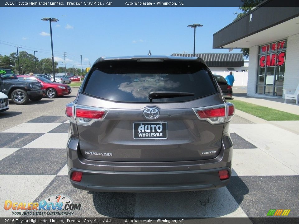 2016 Toyota Highlander Limited Predawn Gray Mica / Ash Photo #4