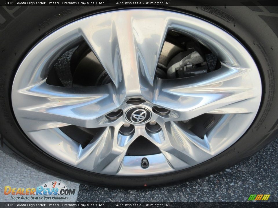 2016 Toyota Highlander Limited Predawn Gray Mica / Ash Photo #7