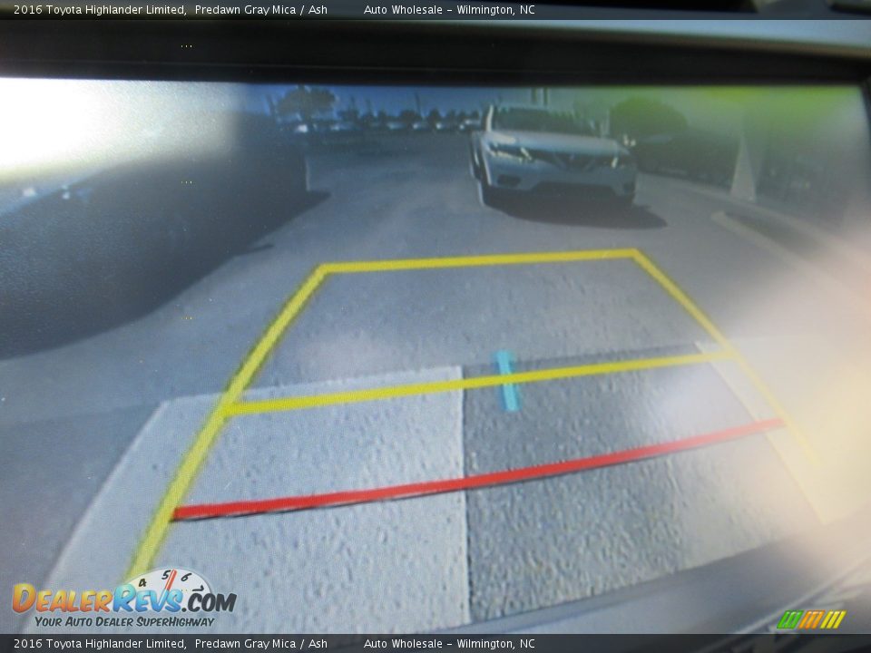 2016 Toyota Highlander Limited Predawn Gray Mica / Ash Photo #18