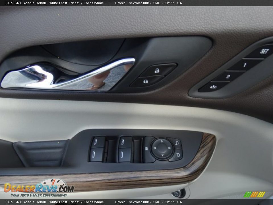 2019 GMC Acadia Denali White Frost Tricoat / Cocoa/Shale Photo #12