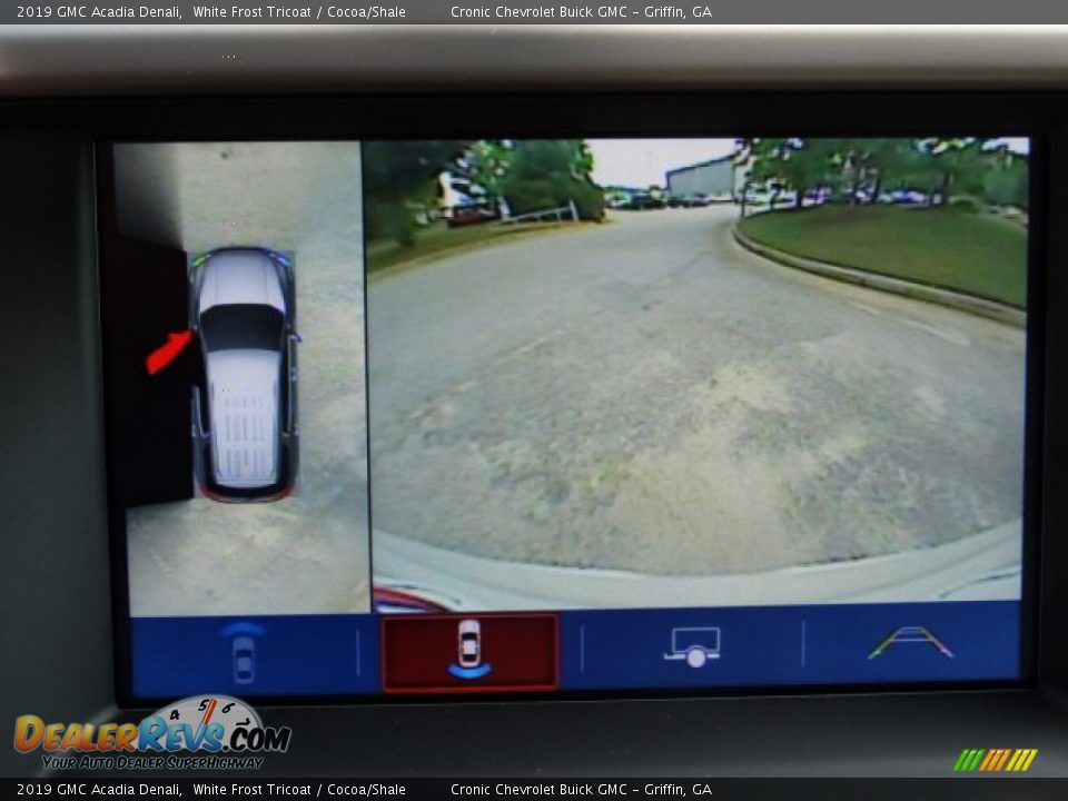 2019 GMC Acadia Denali White Frost Tricoat / Cocoa/Shale Photo #18