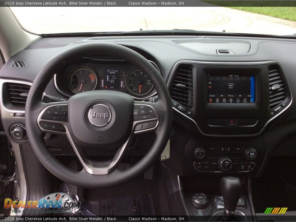 2019 Jeep Cherokee Latitude 4x4 Billet Silver Metallic / Black Photo #12