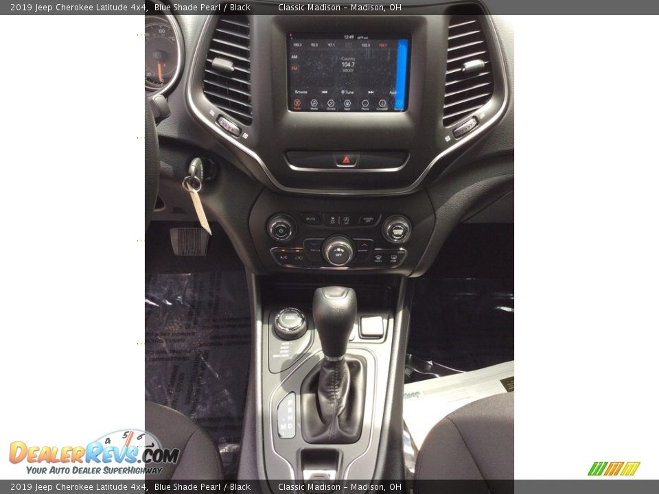 2019 Jeep Cherokee Latitude 4x4 Blue Shade Pearl / Black Photo #13