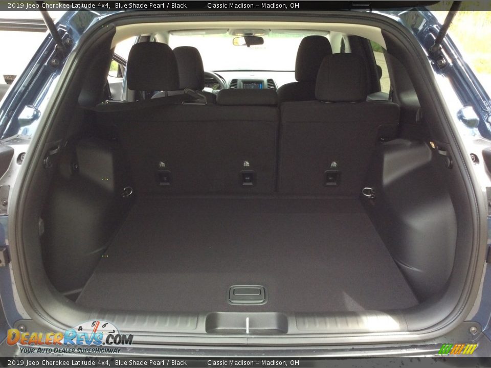 2019 Jeep Cherokee Latitude 4x4 Blue Shade Pearl / Black Photo #16