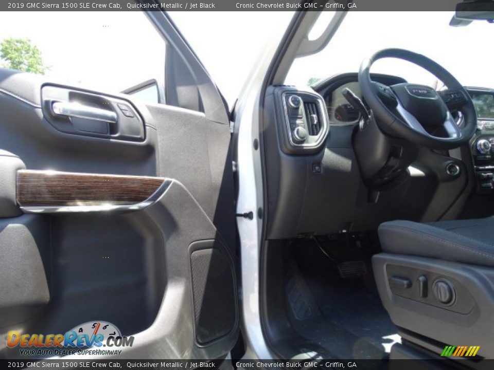 2019 GMC Sierra 1500 SLE Crew Cab Quicksilver Metallic / Jet Black Photo #13