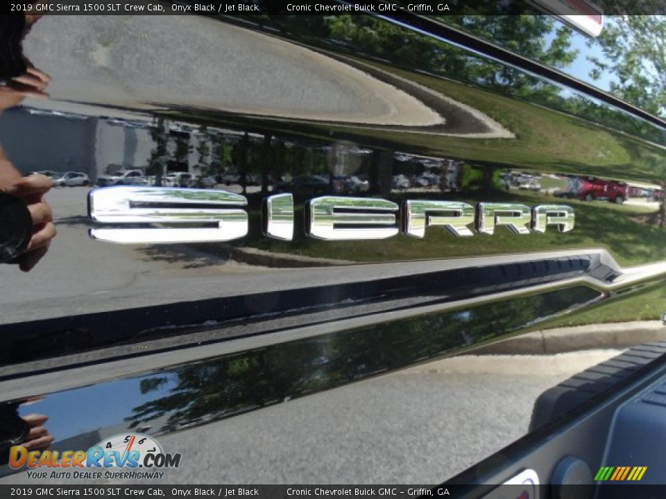 2019 GMC Sierra 1500 SLT Crew Cab Onyx Black / Jet Black Photo #9