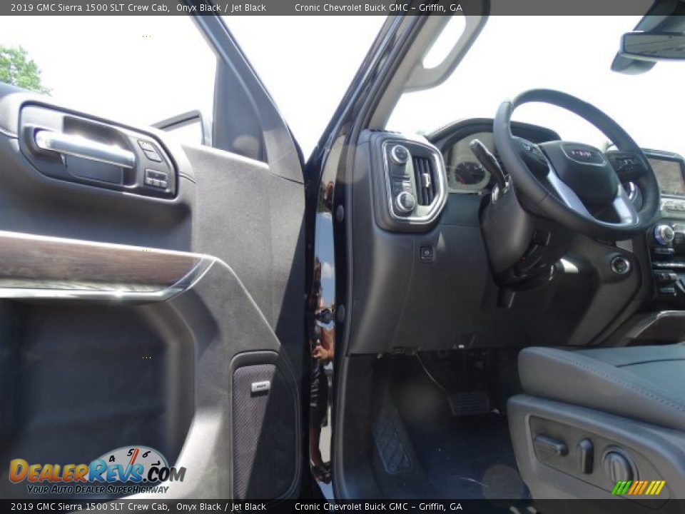 2019 GMC Sierra 1500 SLT Crew Cab Onyx Black / Jet Black Photo #13