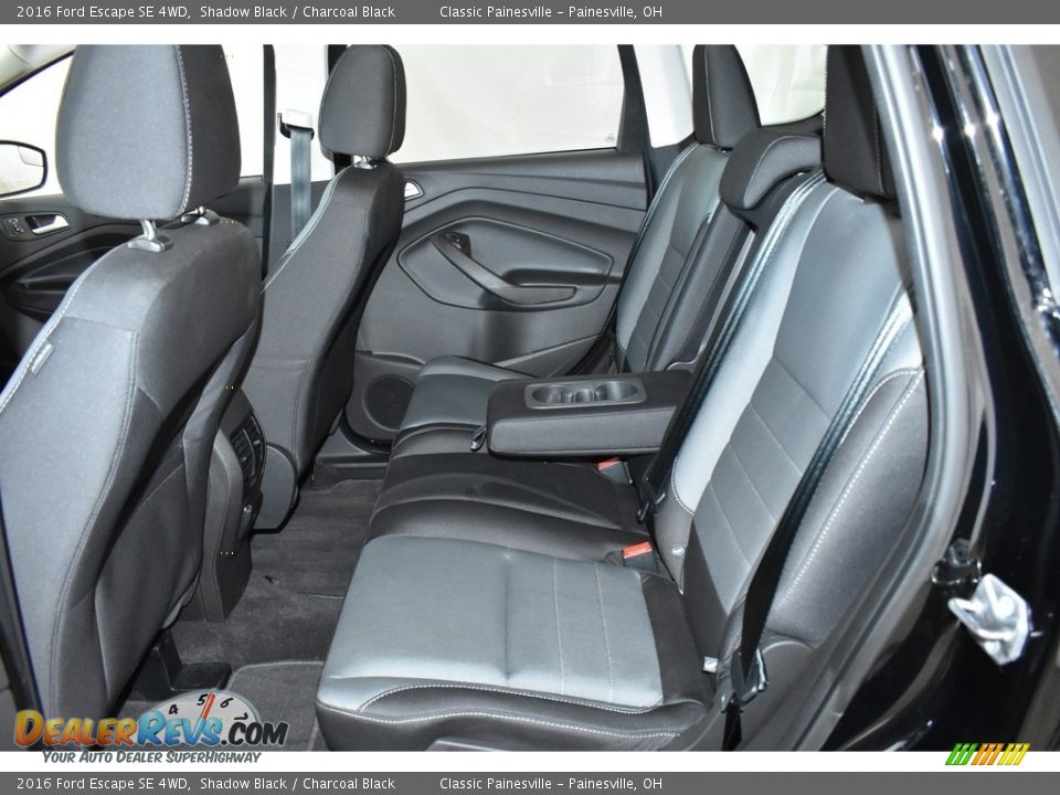 2016 Ford Escape SE 4WD Shadow Black / Charcoal Black Photo #8