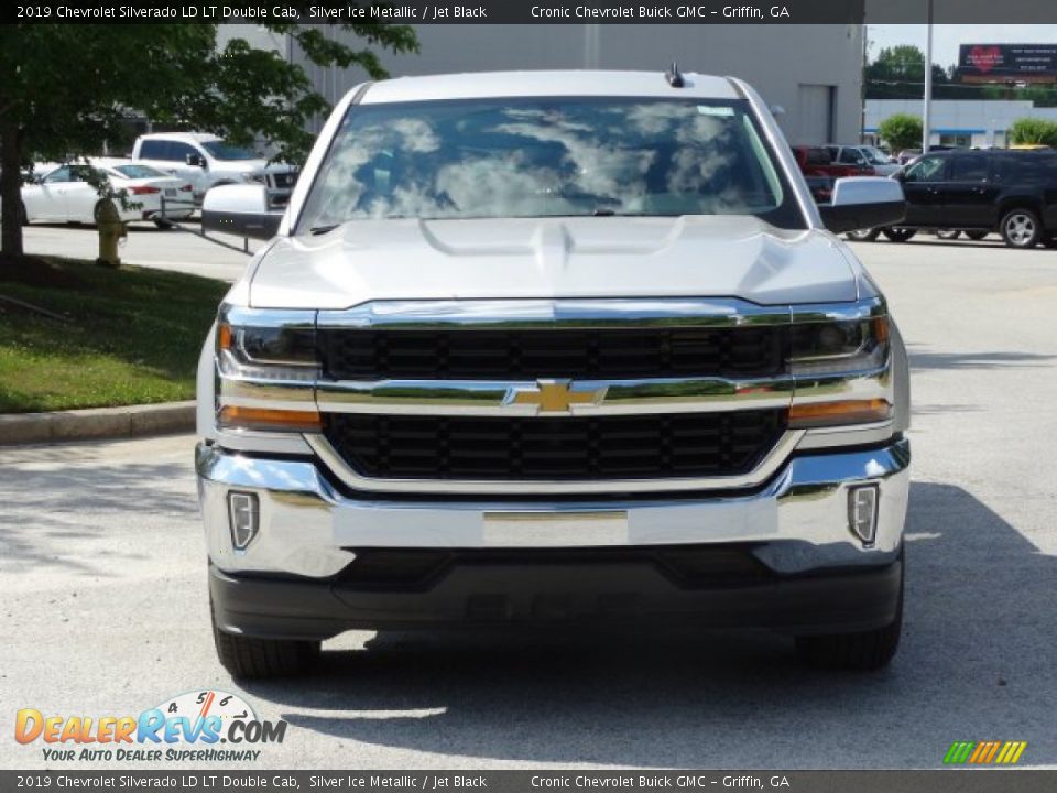 2019 Chevrolet Silverado LD LT Double Cab Silver Ice Metallic / Jet Black Photo #4