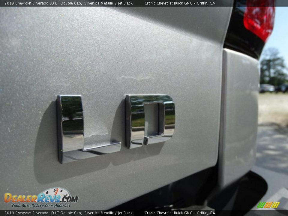 2019 Chevrolet Silverado LD LT Double Cab Silver Ice Metallic / Jet Black Photo #10
