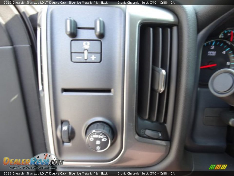 2019 Chevrolet Silverado LD LT Double Cab Silver Ice Metallic / Jet Black Photo #16
