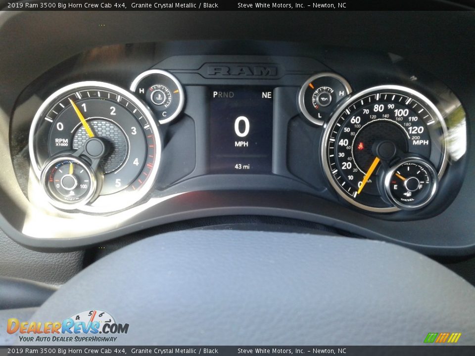 2019 Ram 3500 Big Horn Crew Cab 4x4 Granite Crystal Metallic / Black Photo #18