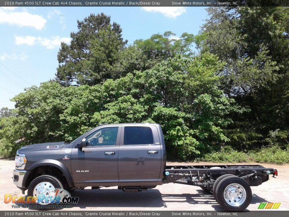 2019 Ram 4500 SLT Crew Cab 4x4 Chassis Granite Crystal Metallic / Black/Diesel Gray Photo #1