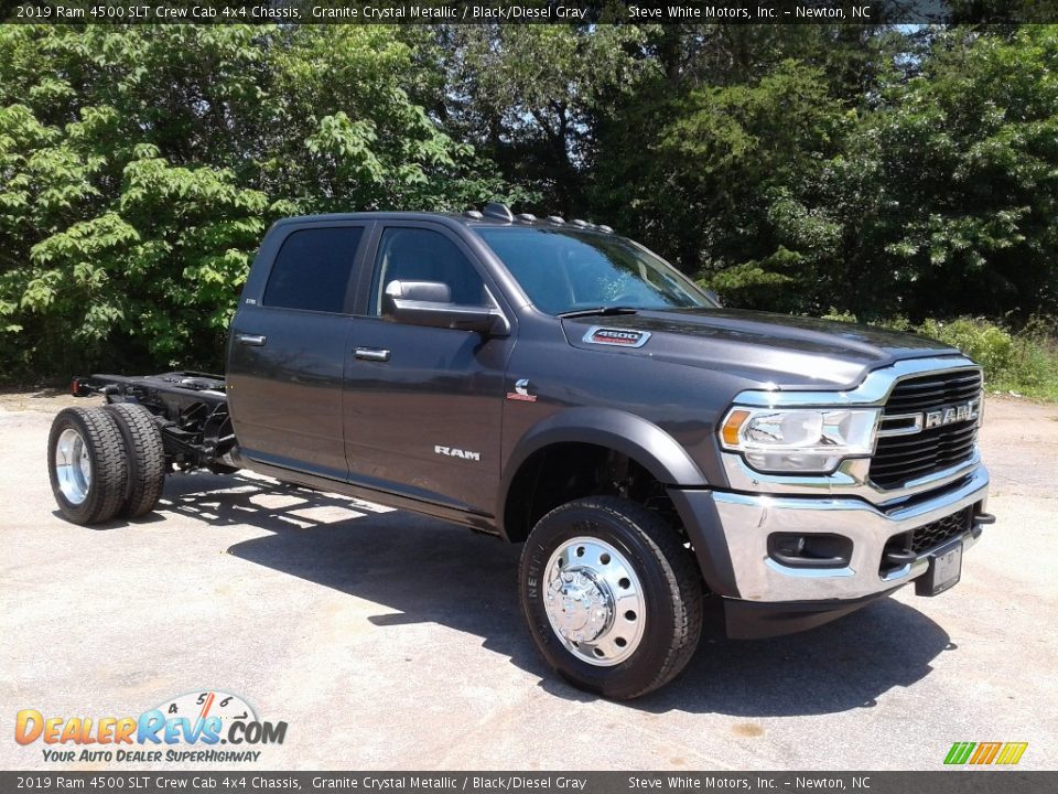 2019 Ram 4500 SLT Crew Cab 4x4 Chassis Granite Crystal Metallic / Black/Diesel Gray Photo #4