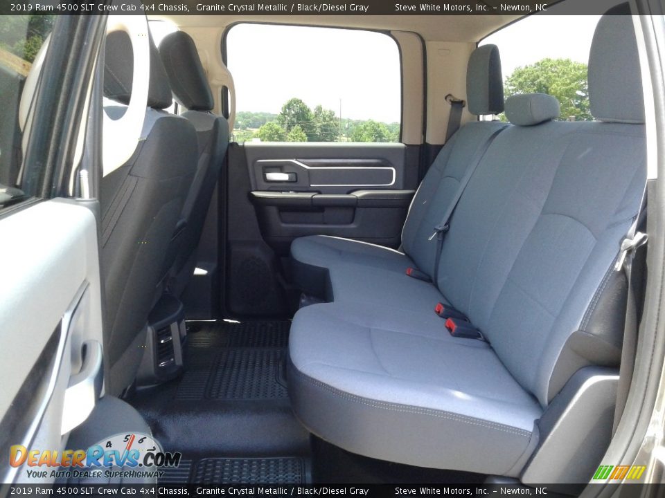 2019 Ram 4500 SLT Crew Cab 4x4 Chassis Granite Crystal Metallic / Black/Diesel Gray Photo #11
