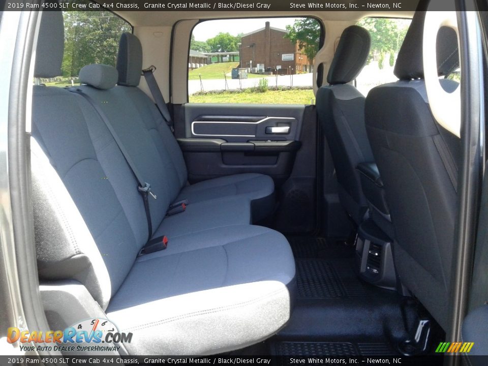 2019 Ram 4500 SLT Crew Cab 4x4 Chassis Granite Crystal Metallic / Black/Diesel Gray Photo #13