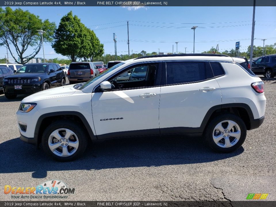 2019 Jeep Compass Latitude 4x4 White / Black Photo #3