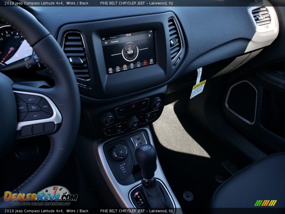 2019 Jeep Compass Latitude 4x4 White / Black Photo #10