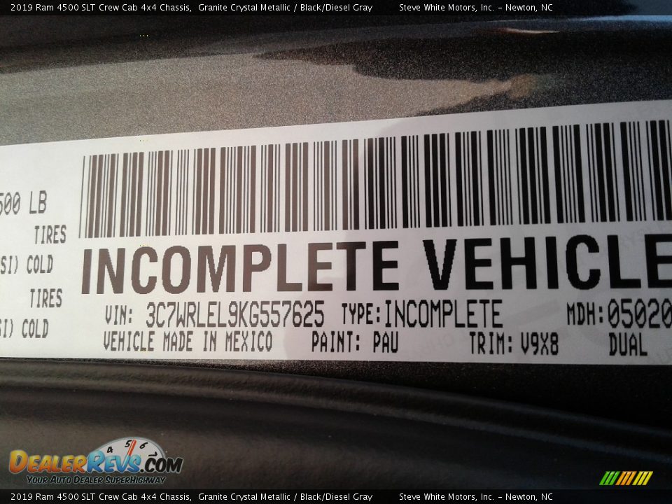 2019 Ram 4500 SLT Crew Cab 4x4 Chassis Granite Crystal Metallic / Black/Diesel Gray Photo #27