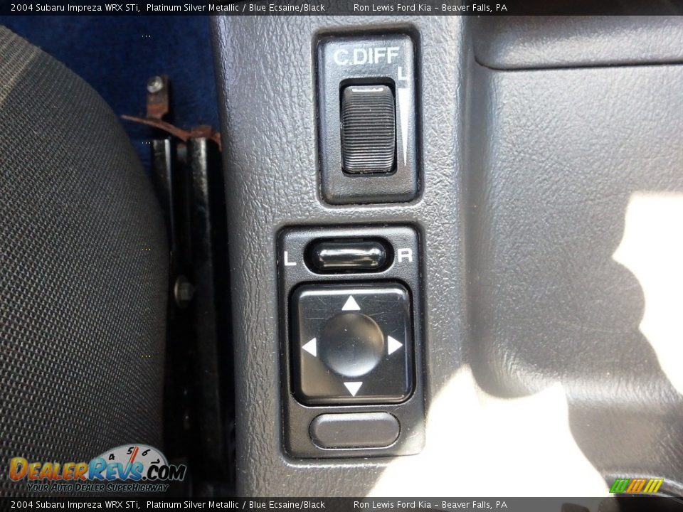 2004 Subaru Impreza WRX STi Platinum Silver Metallic / Blue Ecsaine/Black Photo #20