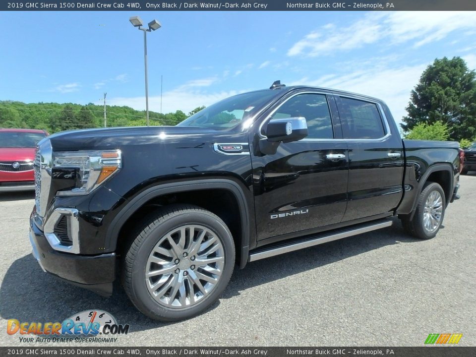 2019 GMC Sierra 1500 Denali Crew Cab 4WD Onyx Black / Dark Walnut/­Dark Ash Grey Photo #1