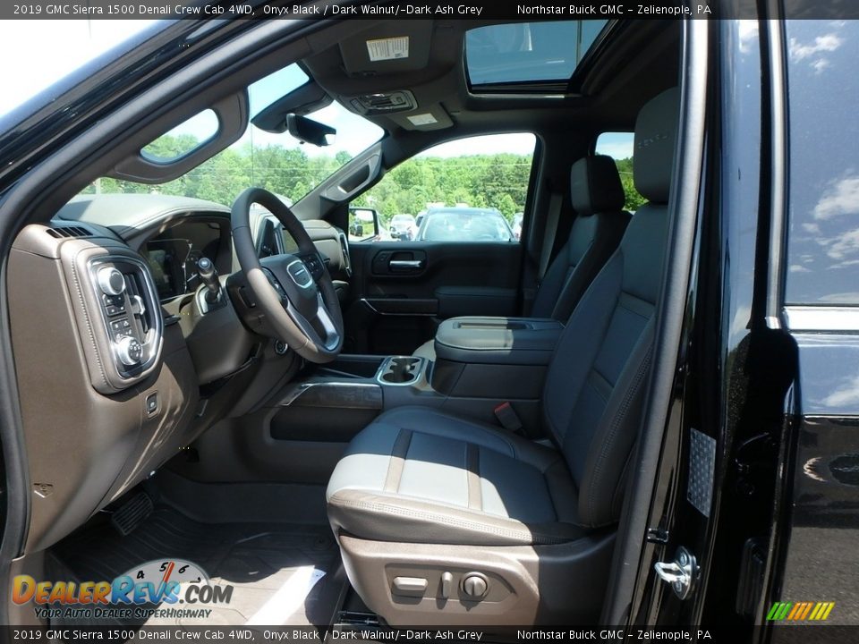 2019 GMC Sierra 1500 Denali Crew Cab 4WD Onyx Black / Dark Walnut/­Dark Ash Grey Photo #10