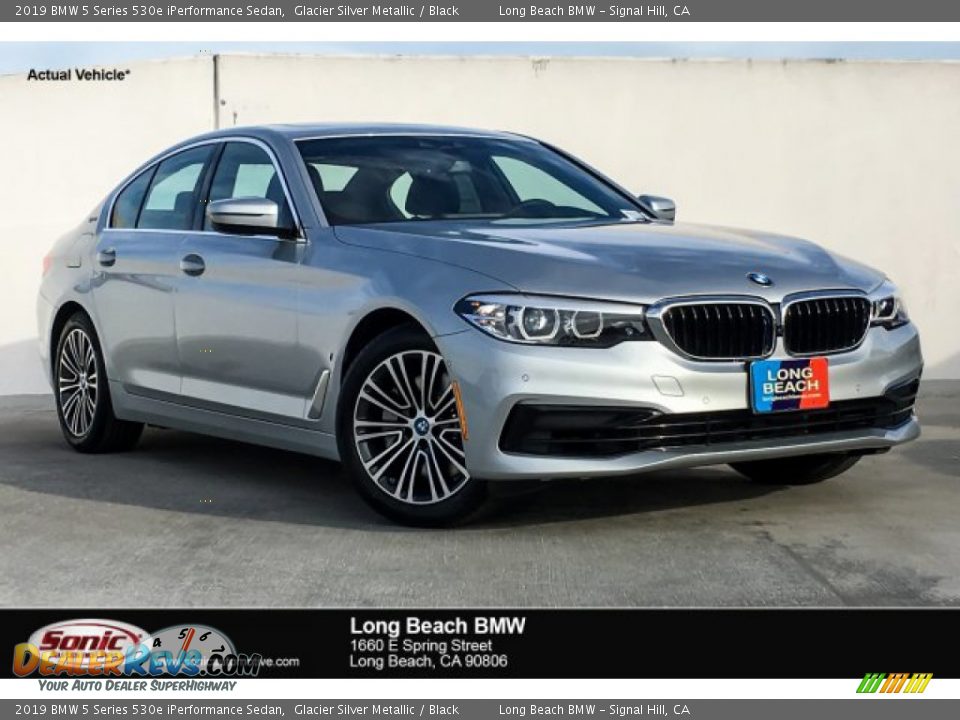 2019 BMW 5 Series 530e iPerformance Sedan Glacier Silver Metallic / Black Photo #1