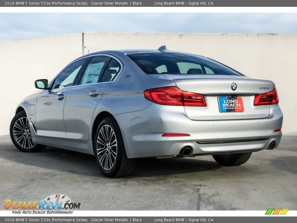 2019 BMW 5 Series 530e iPerformance Sedan Glacier Silver Metallic / Black Photo #2