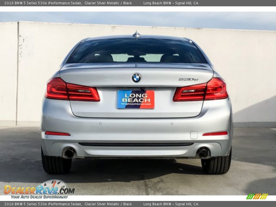 2019 BMW 5 Series 530e iPerformance Sedan Glacier Silver Metallic / Black Photo #3