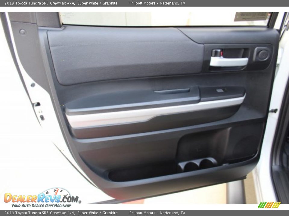 2019 Toyota Tundra SR5 CrewMax 4x4 Super White / Graphite Photo #9