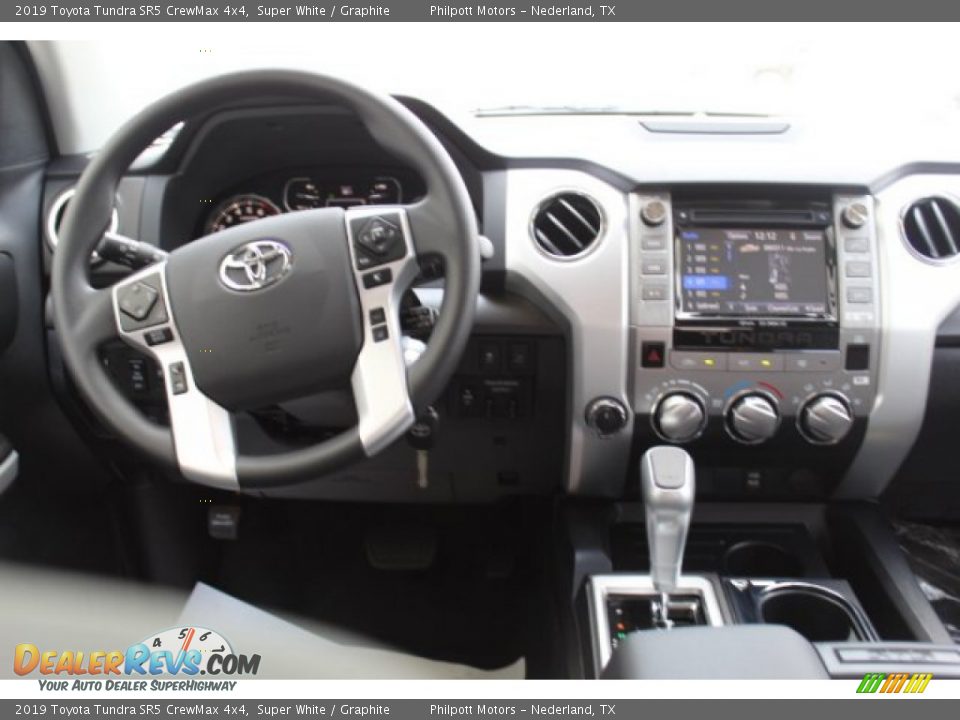 2019 Toyota Tundra SR5 CrewMax 4x4 Super White / Graphite Photo #15