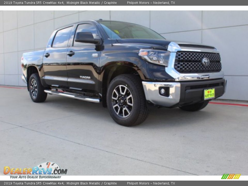 2019 Toyota Tundra SR5 CrewMax 4x4 Midnight Black Metallic / Graphite Photo #2