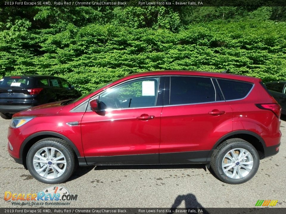 2019 Ford Escape SE 4WD Ruby Red / Chromite Gray/Charcoal Black Photo #6