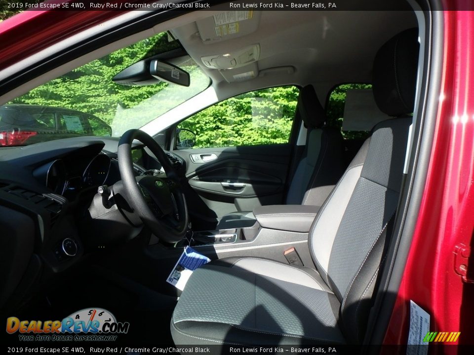 2019 Ford Escape SE 4WD Ruby Red / Chromite Gray/Charcoal Black Photo #11
