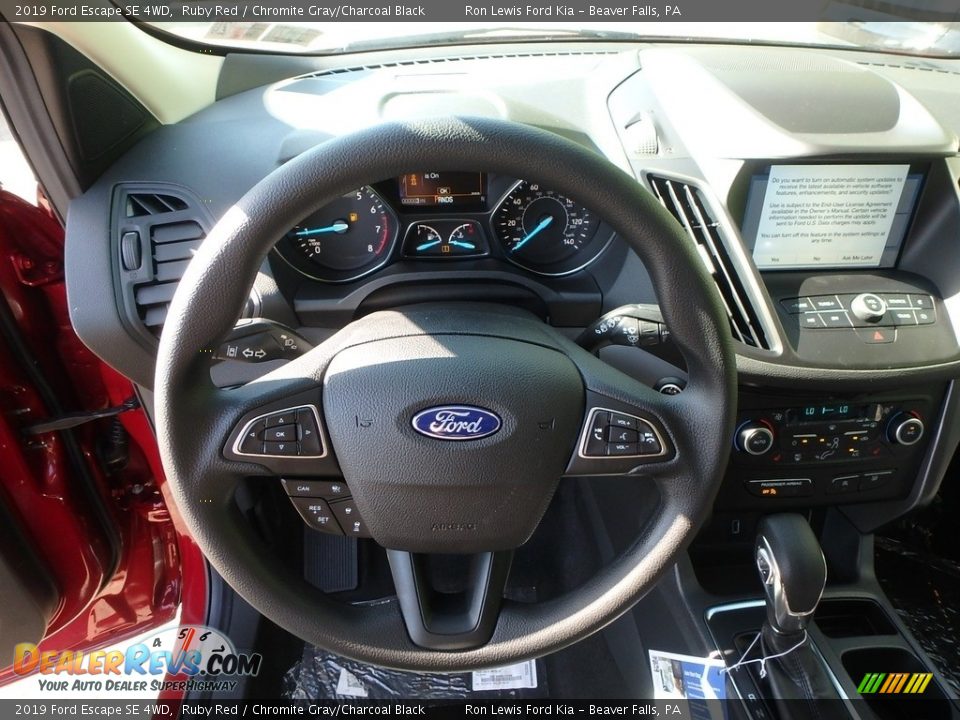 2019 Ford Escape SE 4WD Ruby Red / Chromite Gray/Charcoal Black Photo #17