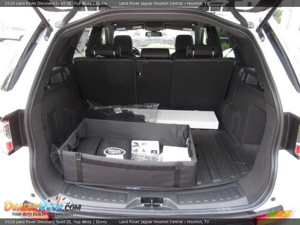 2019 Land Rover Discovery Sport SE Fuji White / Ebony Photo #17