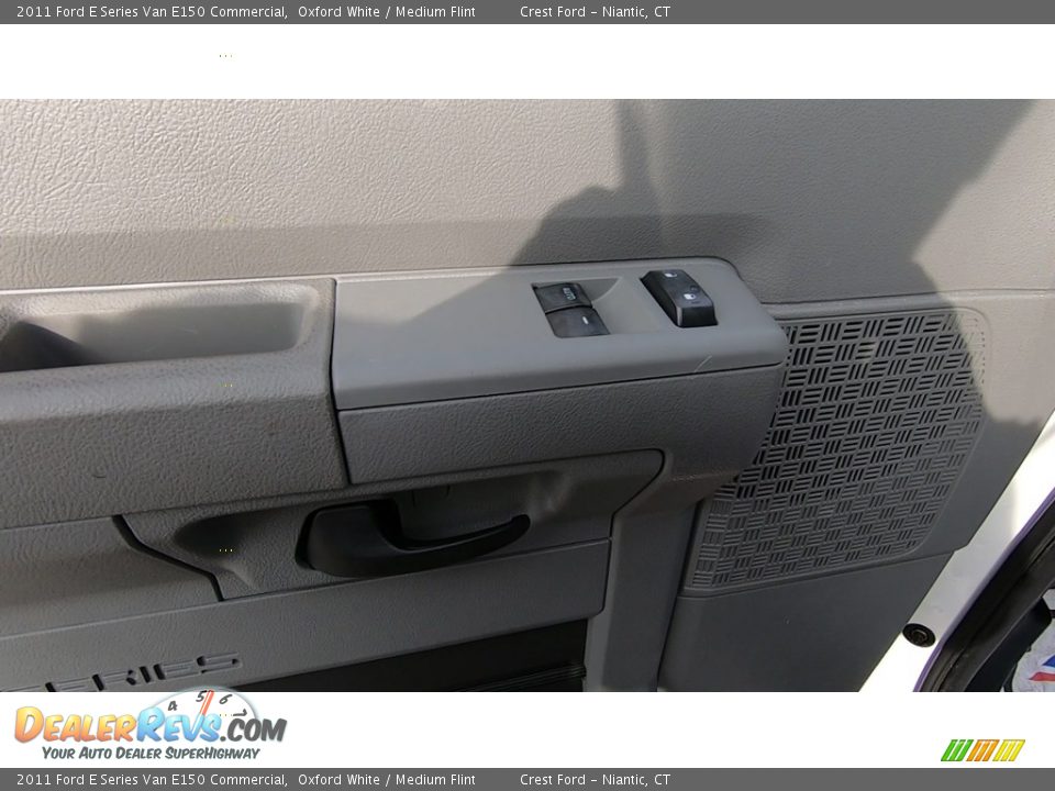 2011 Ford E Series Van E150 Commercial Oxford White / Medium Flint Photo #12