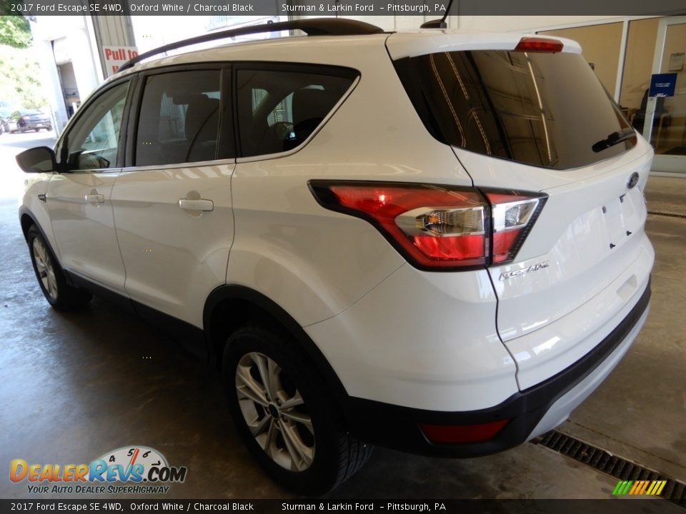 2017 Ford Escape SE 4WD Oxford White / Charcoal Black Photo #9