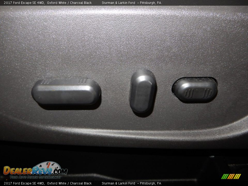 2017 Ford Escape SE 4WD Oxford White / Charcoal Black Photo #21