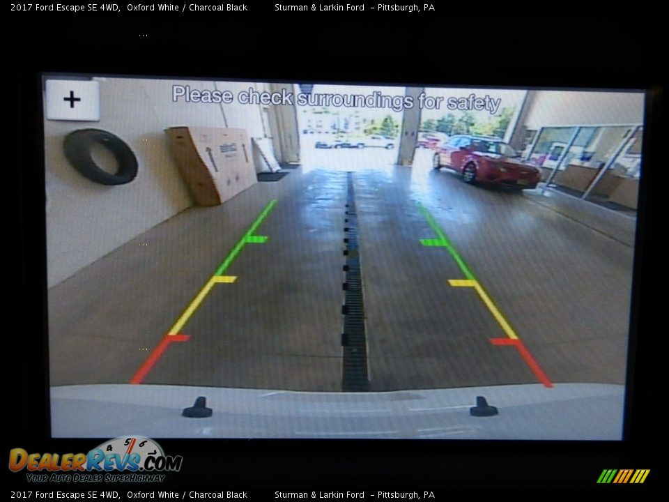 2017 Ford Escape SE 4WD Oxford White / Charcoal Black Photo #23