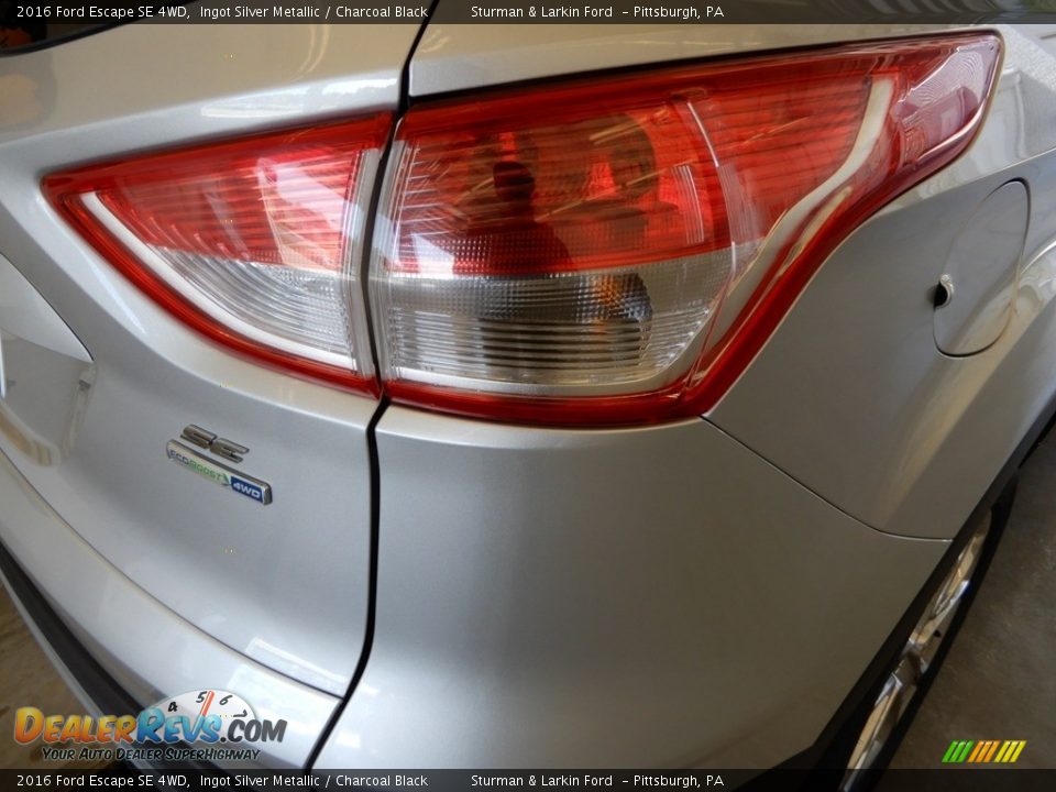 2016 Ford Escape SE 4WD Ingot Silver Metallic / Charcoal Black Photo #5