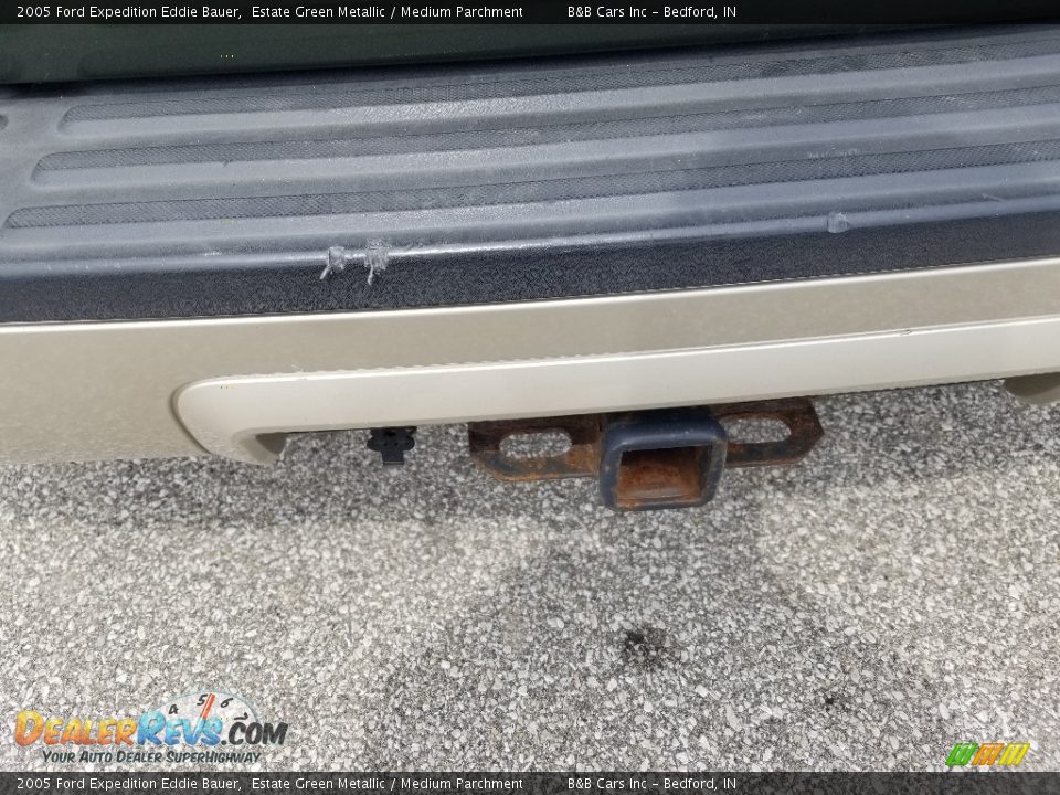 2005 Ford Expedition Eddie Bauer Estate Green Metallic / Medium Parchment Photo #12