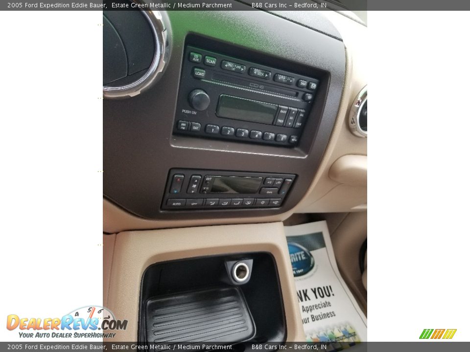 2005 Ford Expedition Eddie Bauer Estate Green Metallic / Medium Parchment Photo #18