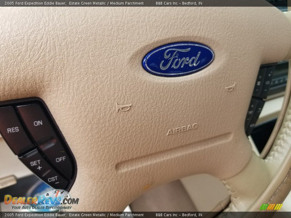 2005 Ford Expedition Eddie Bauer Estate Green Metallic / Medium Parchment Photo #25