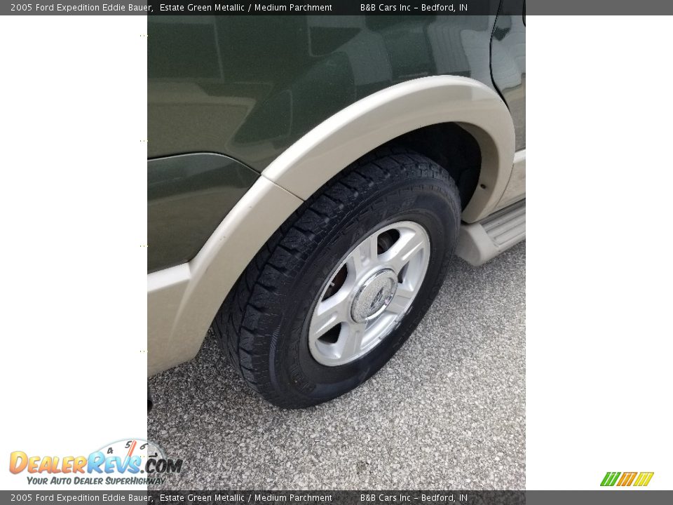 2005 Ford Expedition Eddie Bauer Estate Green Metallic / Medium Parchment Photo #35