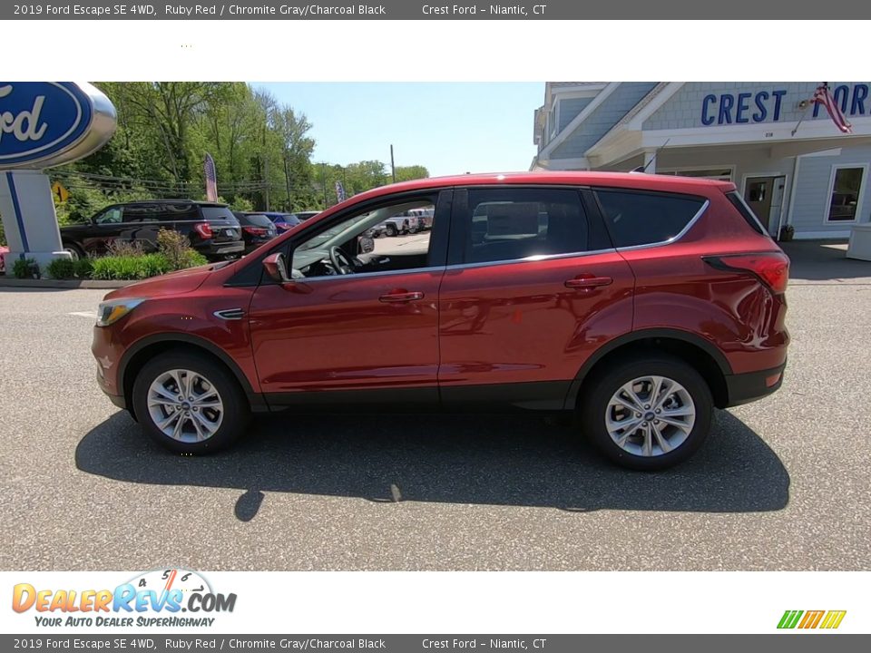 2019 Ford Escape SE 4WD Ruby Red / Chromite Gray/Charcoal Black Photo #4