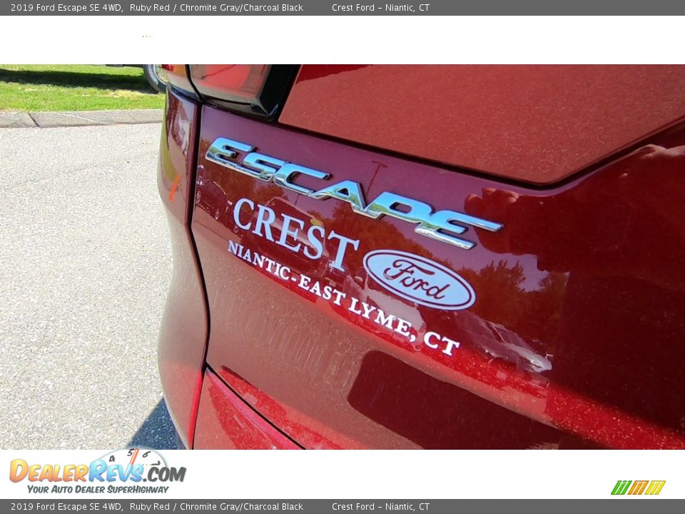2019 Ford Escape SE 4WD Ruby Red / Chromite Gray/Charcoal Black Photo #10