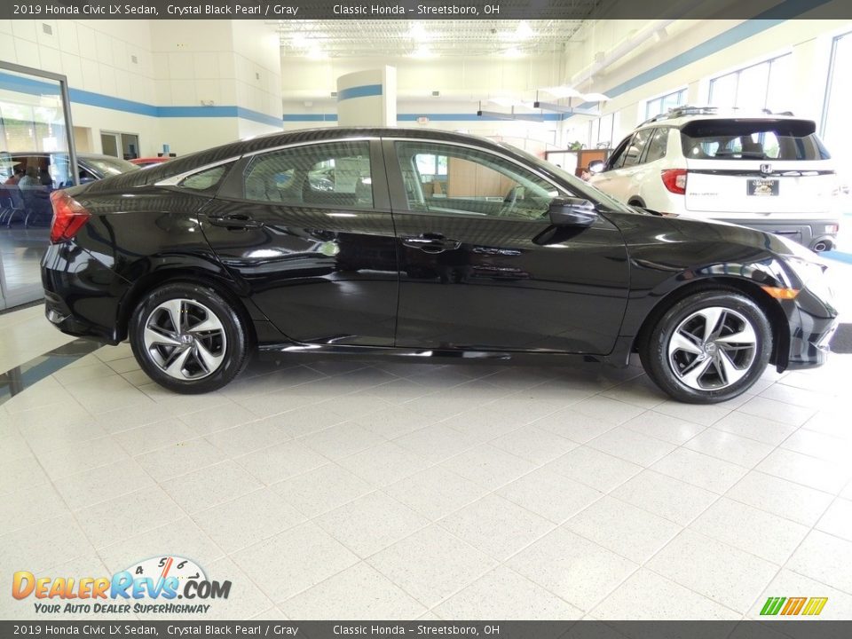 2019 Honda Civic LX Sedan Crystal Black Pearl / Gray Photo #4